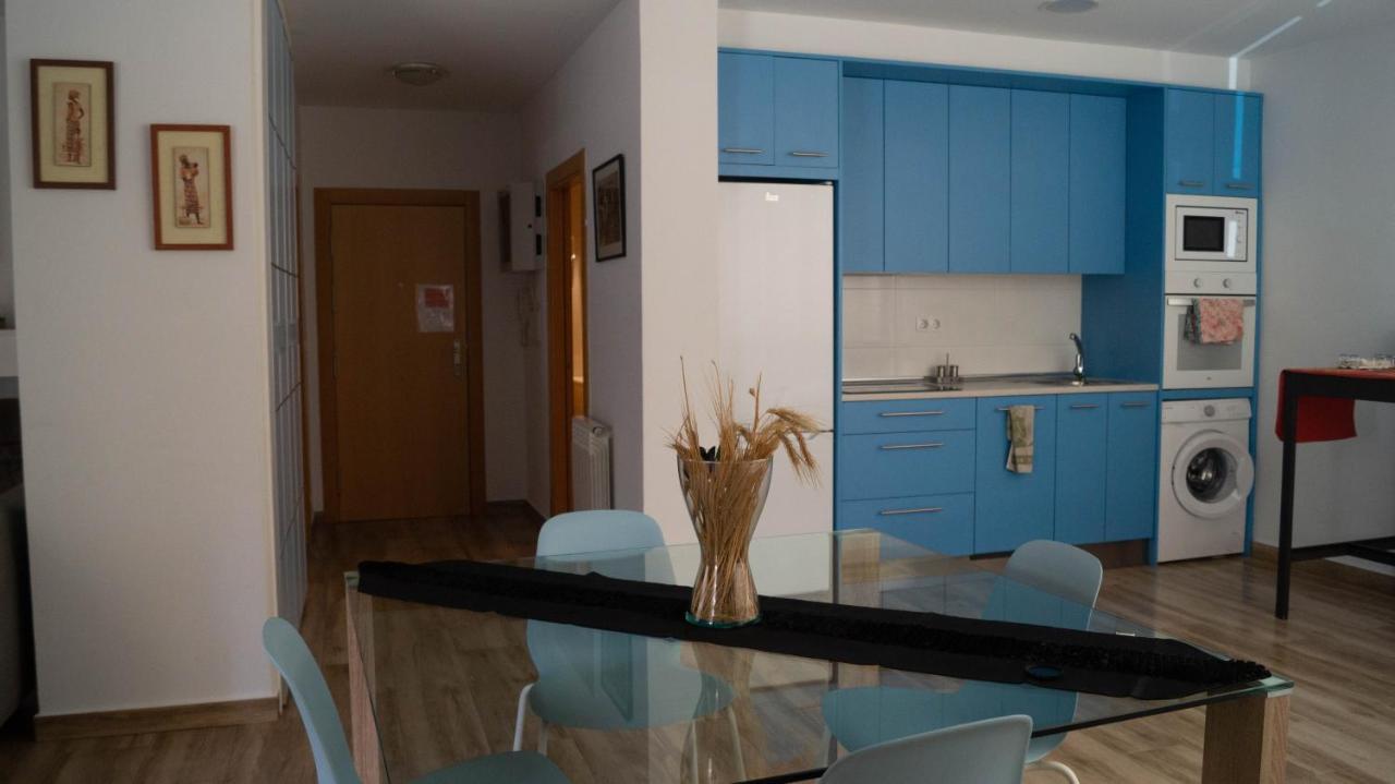 Zaragoza Y Sus 2 Catedrales Apartment Luaran gambar